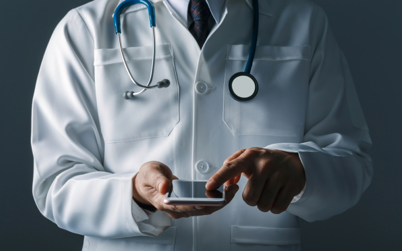 Top 8 ứng dụng công nghệ 4.0 trong Y tế thay đổi nền y học